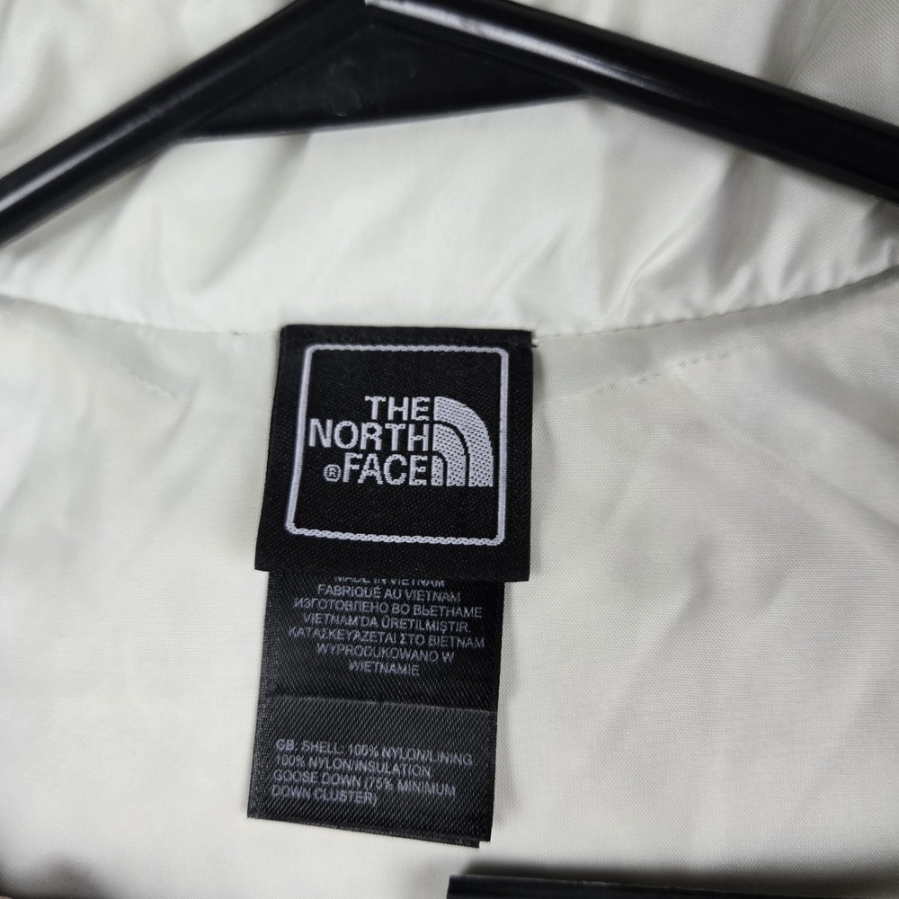 The‎ North Face Vest Womens XS Green 550 Down Fill Aconcagua Quilted Hiking - Picture 9 of 16